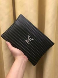 Picture of LV Wallets _SKUfw147921568fw